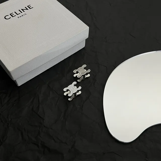 Silver-Tone Interlocking Double-C Motif Stud Earrings 5