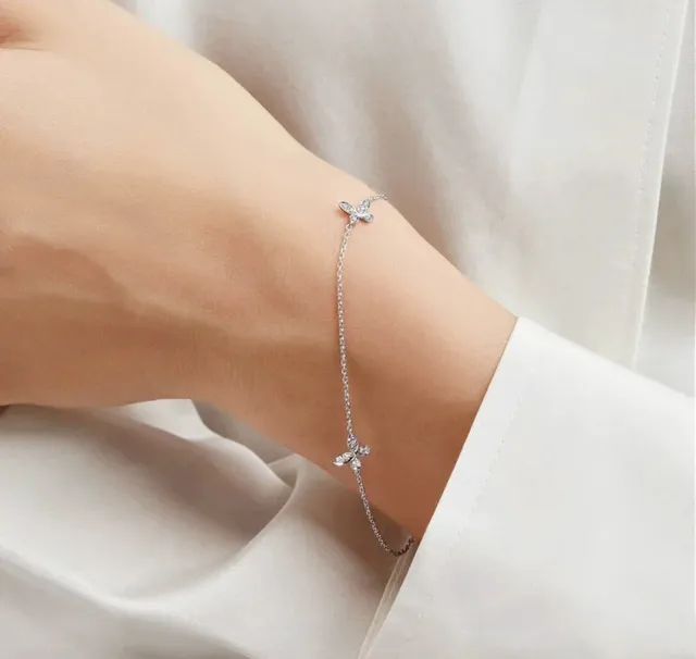 Silver-Tone Pavé Floral Pendant Chain Bracelet 8