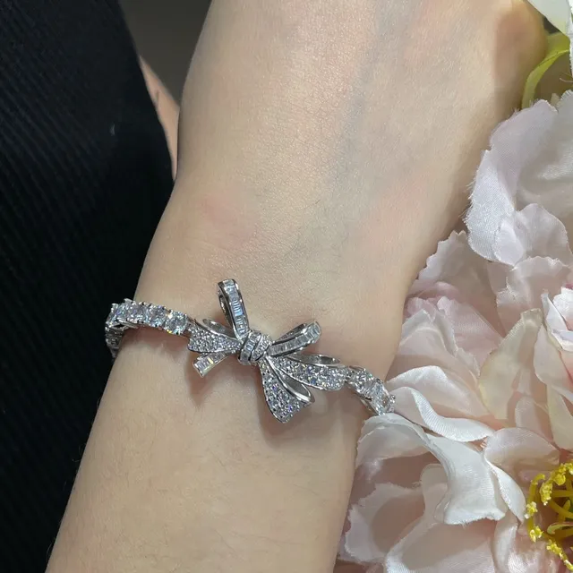 Silver-Toned Bow Motif Pavé Stone Bracelet 9