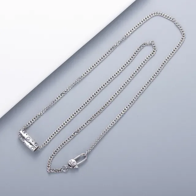 Silver-Toned Cylindrical G-Motif Pendant Necklace 4