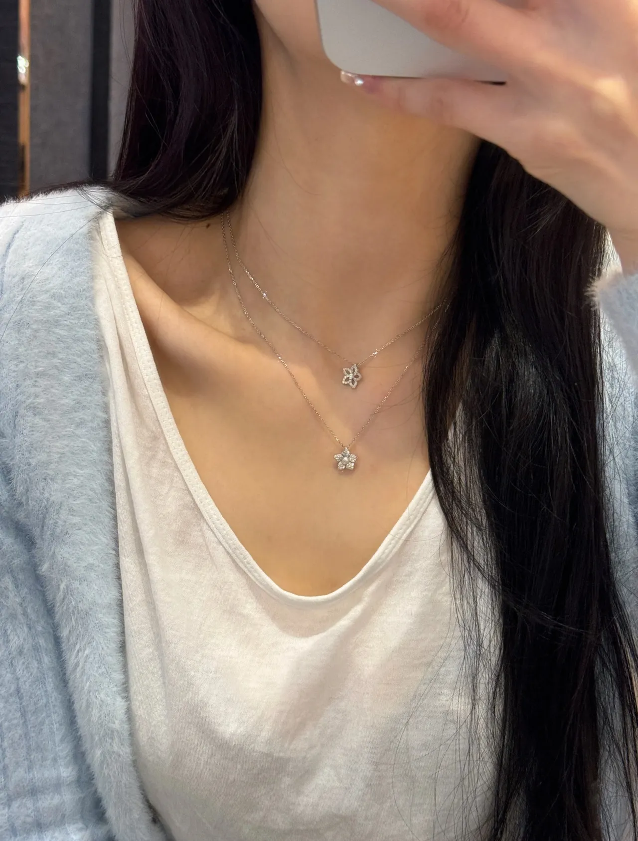 Silver-Toned Star Pendant Dainty Chain Necklace 2