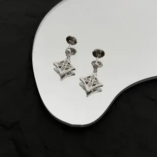 Silver Transparent Geometric Square Dangle Floral Filigree Motif Earrings