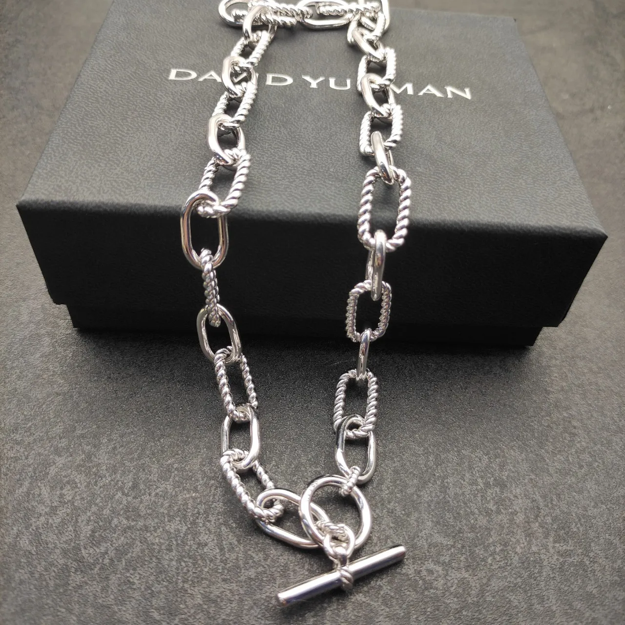 Silver Twisted Rope-Link Toggle Clasp Bracelet 4