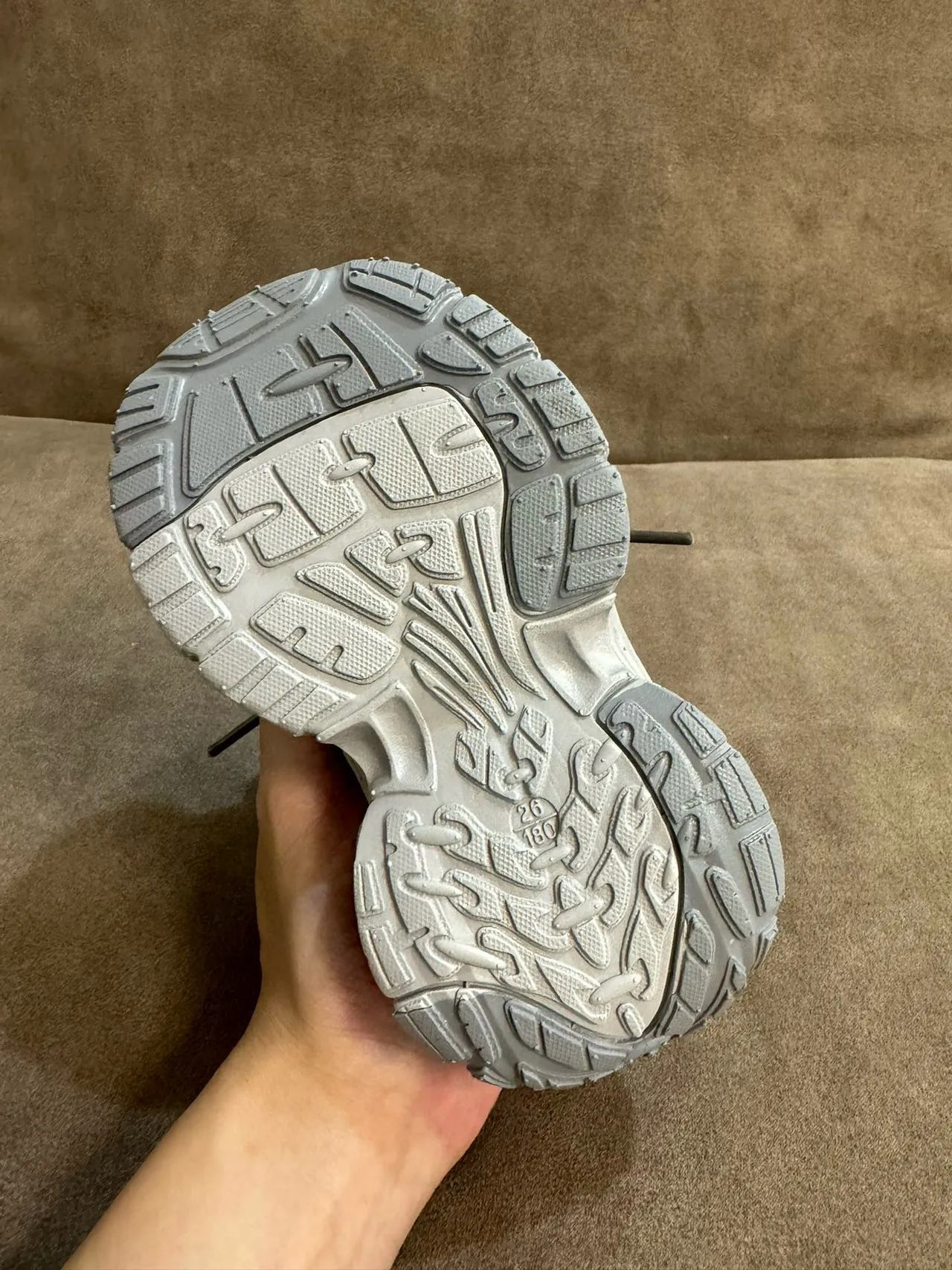 Skechers Silver Gray Sole Mesh And Synthetic Overlay Chunky Sneakers 10