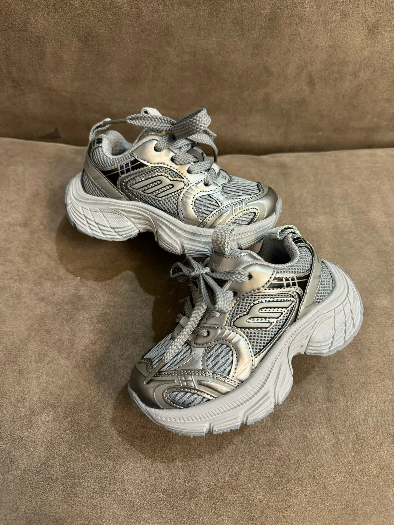 Skechers Silver Gray Sole Mesh And Synthetic Overlay Chunky Sneakers 12