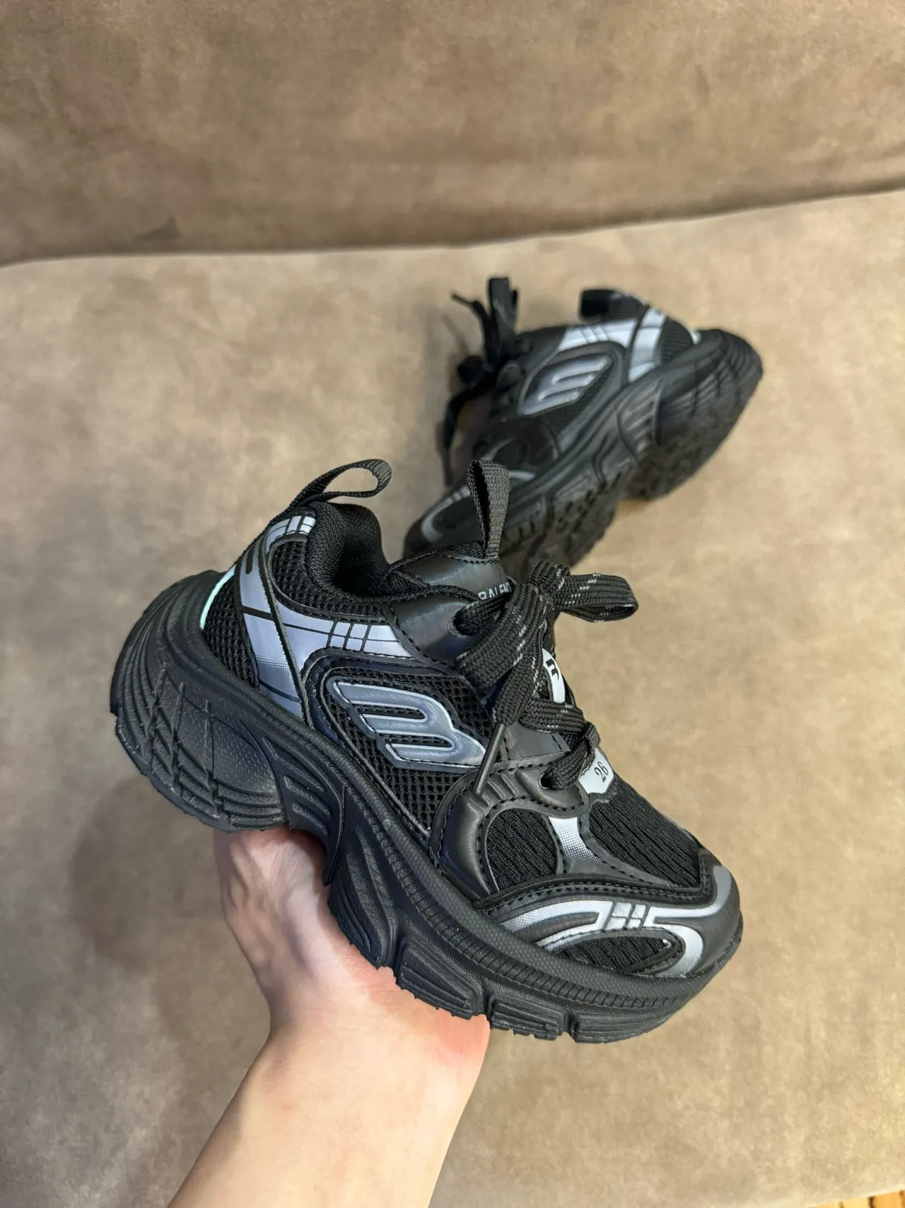 Skechers Silver Gray Sole Mesh And Synthetic Overlay Chunky Sneakers 16