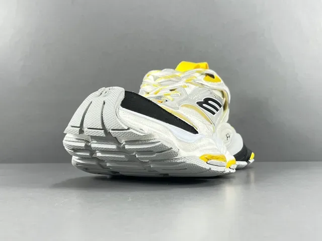 Skechers White Yellow Sole Layered Mesh And Synthetic Upper Chunky Sneakers 21