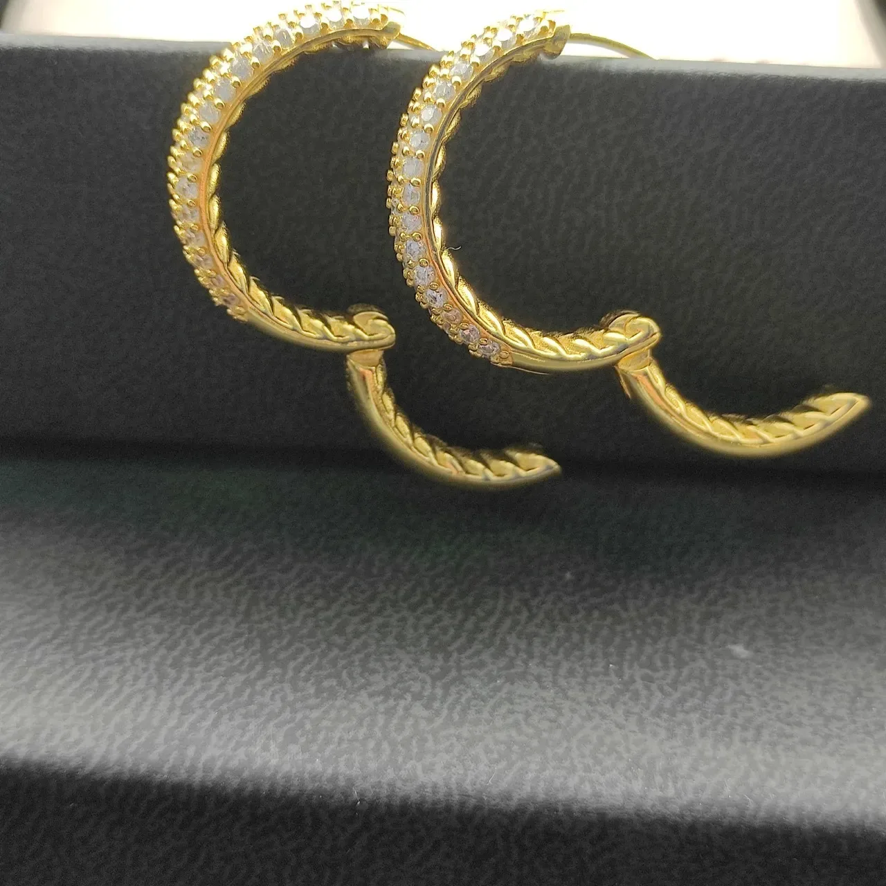 Twisted Rope Pavé Hoop Earrings 8