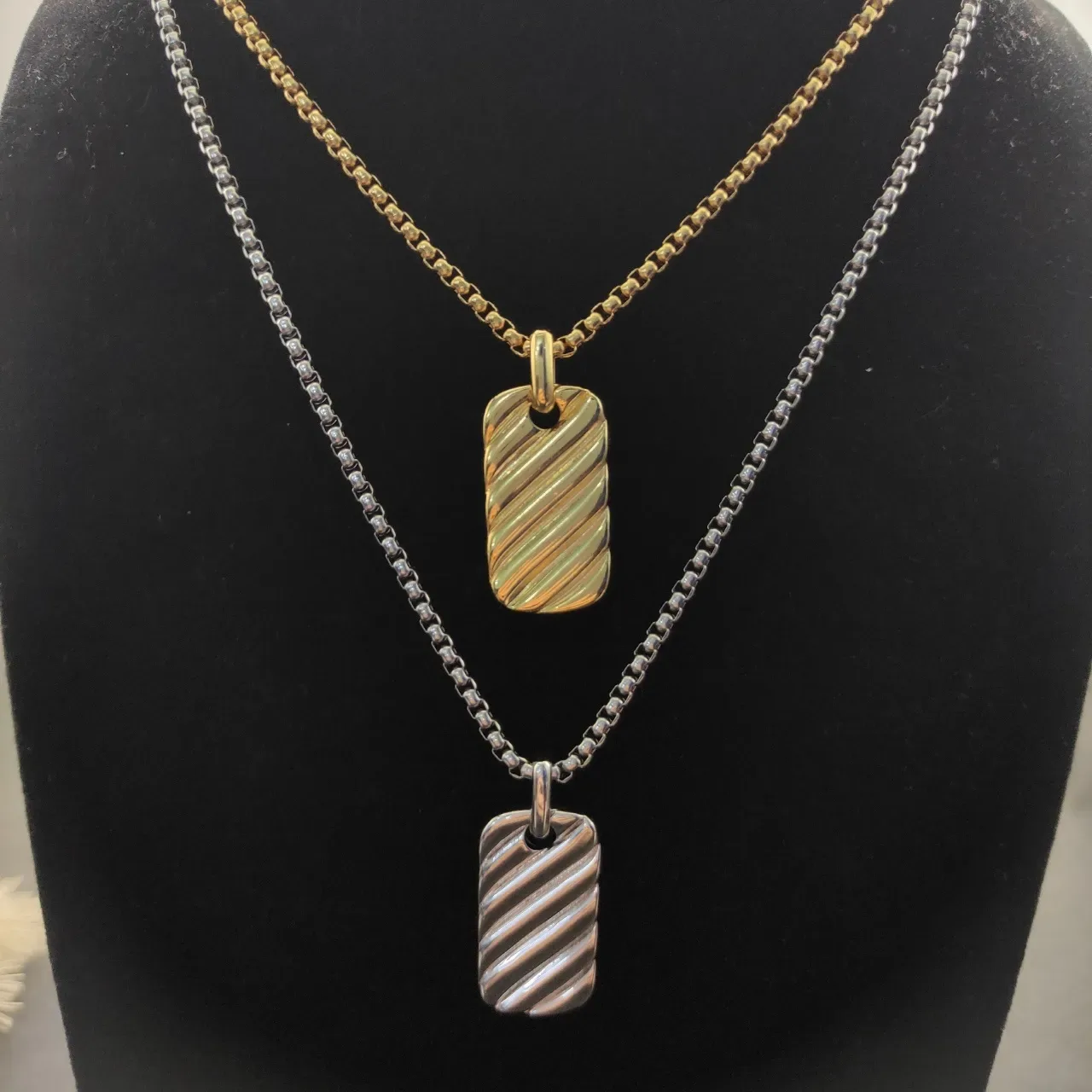 Twisted Rope Texture Rectangular Dog Tag Necklace 4