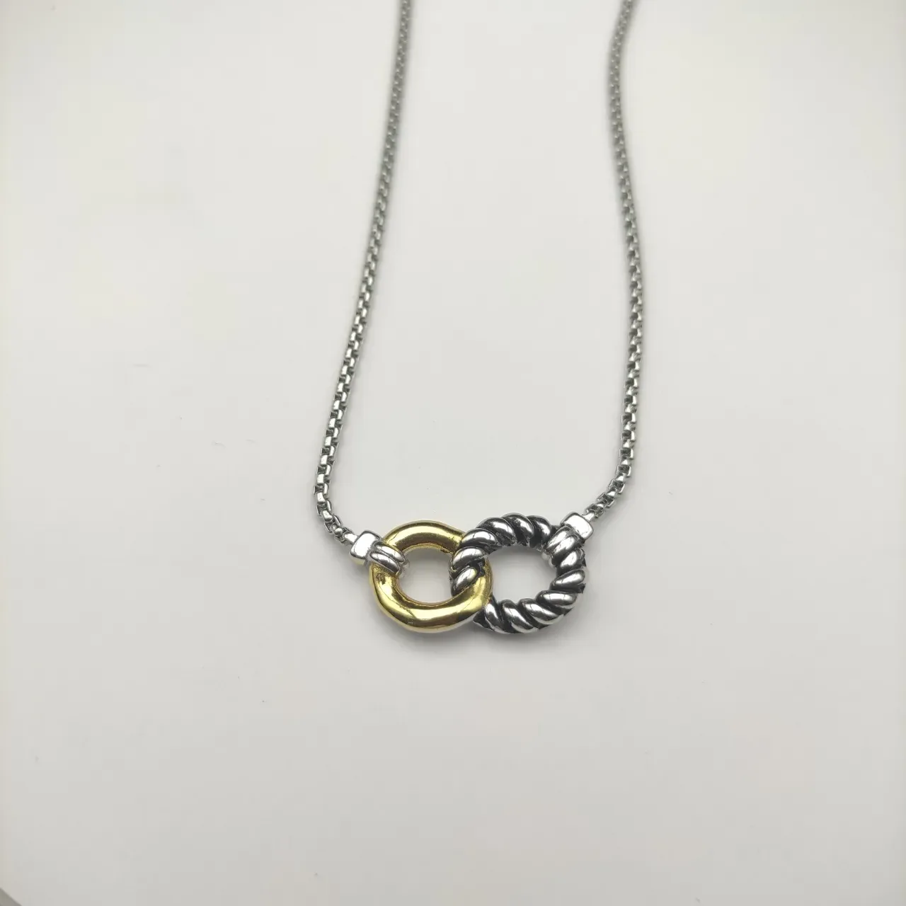 Two-Tone Interlocking Rings Pendant Necklace 2