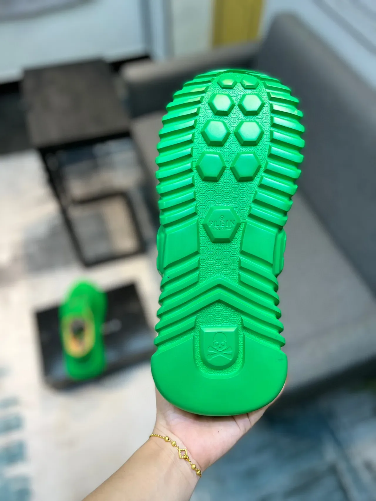 Vibrant Green Leather Low-Top Sneaker 9
