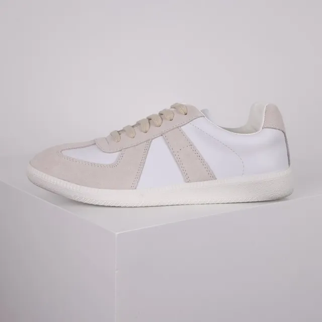 White and Beige Suede-Leather V-Stripe Lifestyle Sneaker 9