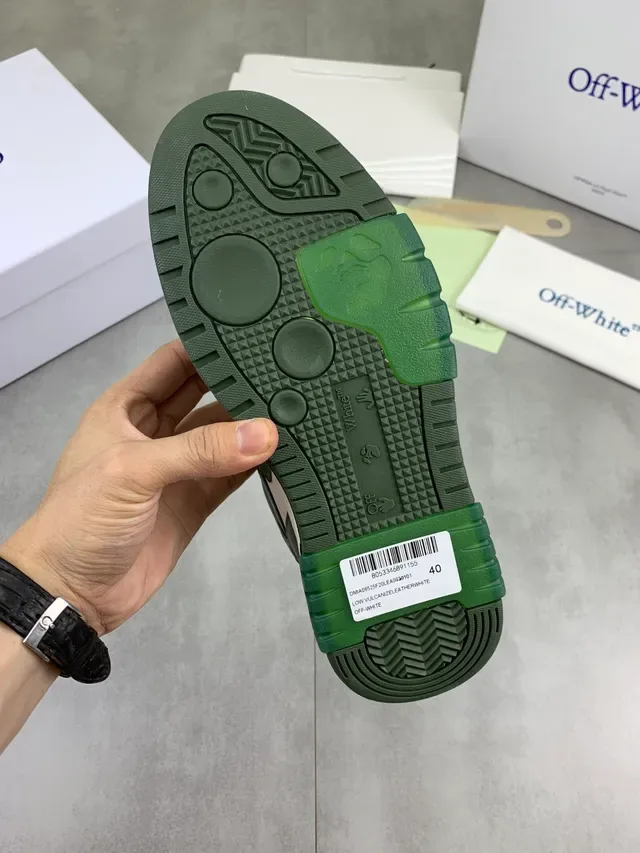 White and Dark Green Panelled Low-Top Lifestyle Sneaker 2