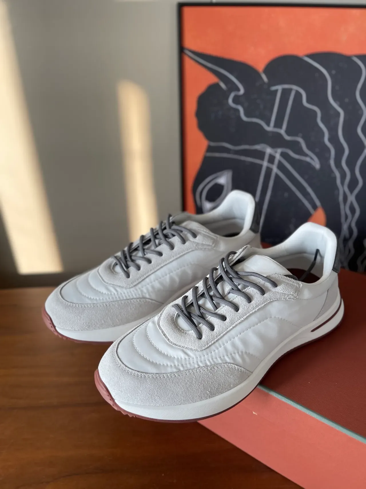 White and Gray Mixed-Material Low-Top Lifestyle Sneakers 4