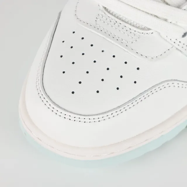 White and Mint Blue Arrow Logo Lifestyle Sneakers 5