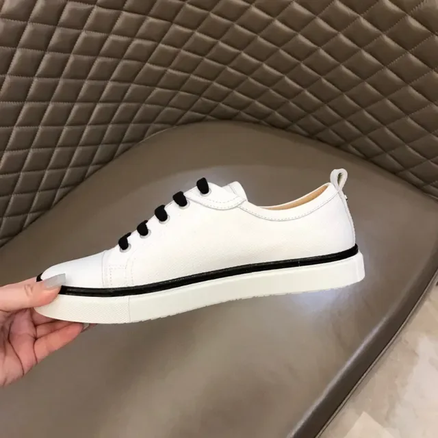White Black Leather-Like Upper Contrast Laces Lifestyle Sneakers 3