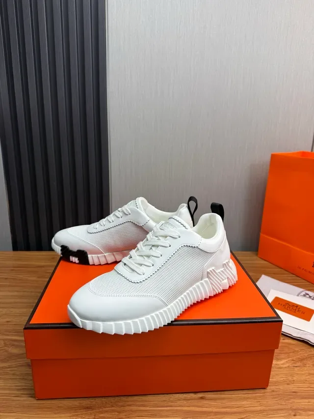 White Black Mesh And Leather Upper Sculpted Ridged Rubber Sole Sneakers 4