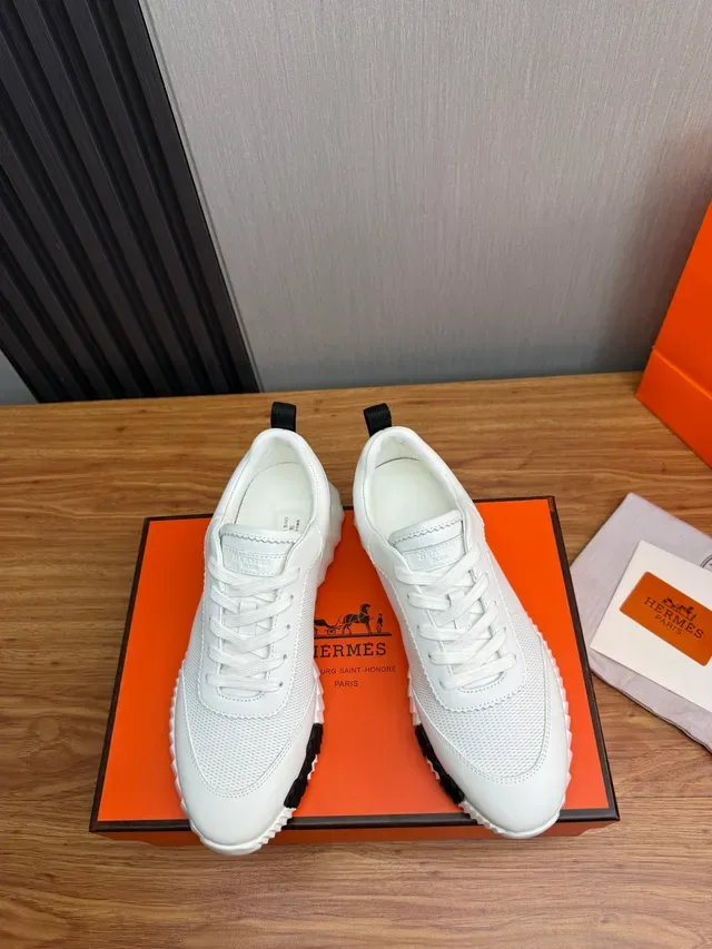 White Black Mesh And Leather Upper Sculpted Ridged Rubber Sole Sneakers 5