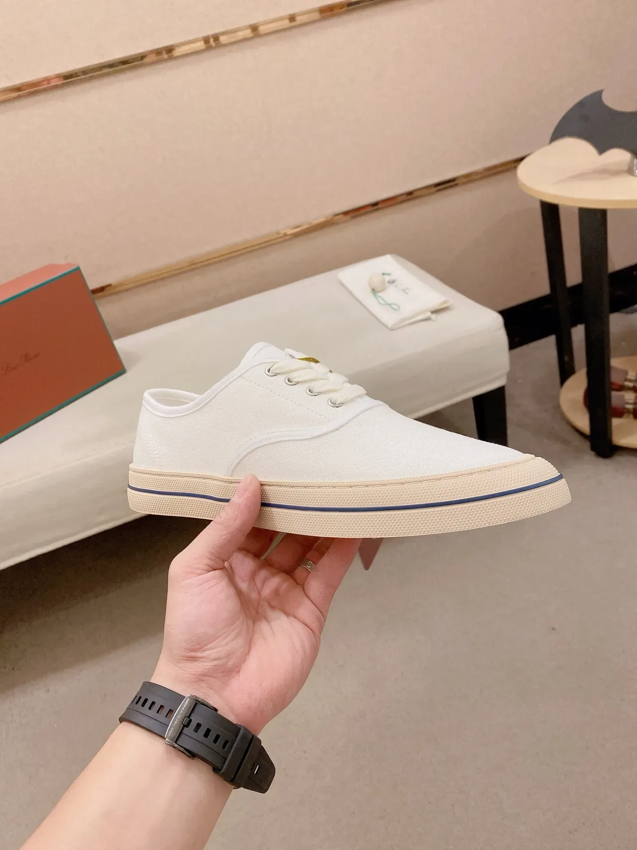 White Blue Low-Top Upper Canvas Shoes 5