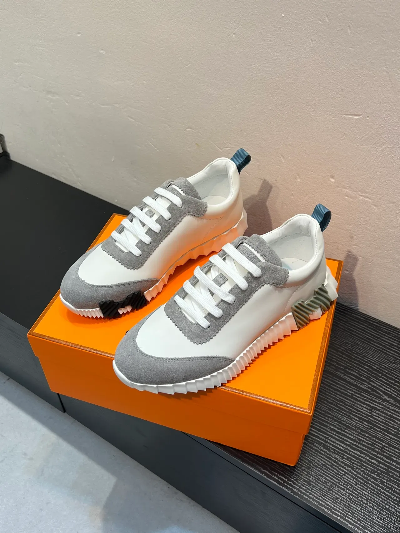 White Gray Sculpted Ridged Sole Mixed Leather And Suede Sneakers 3