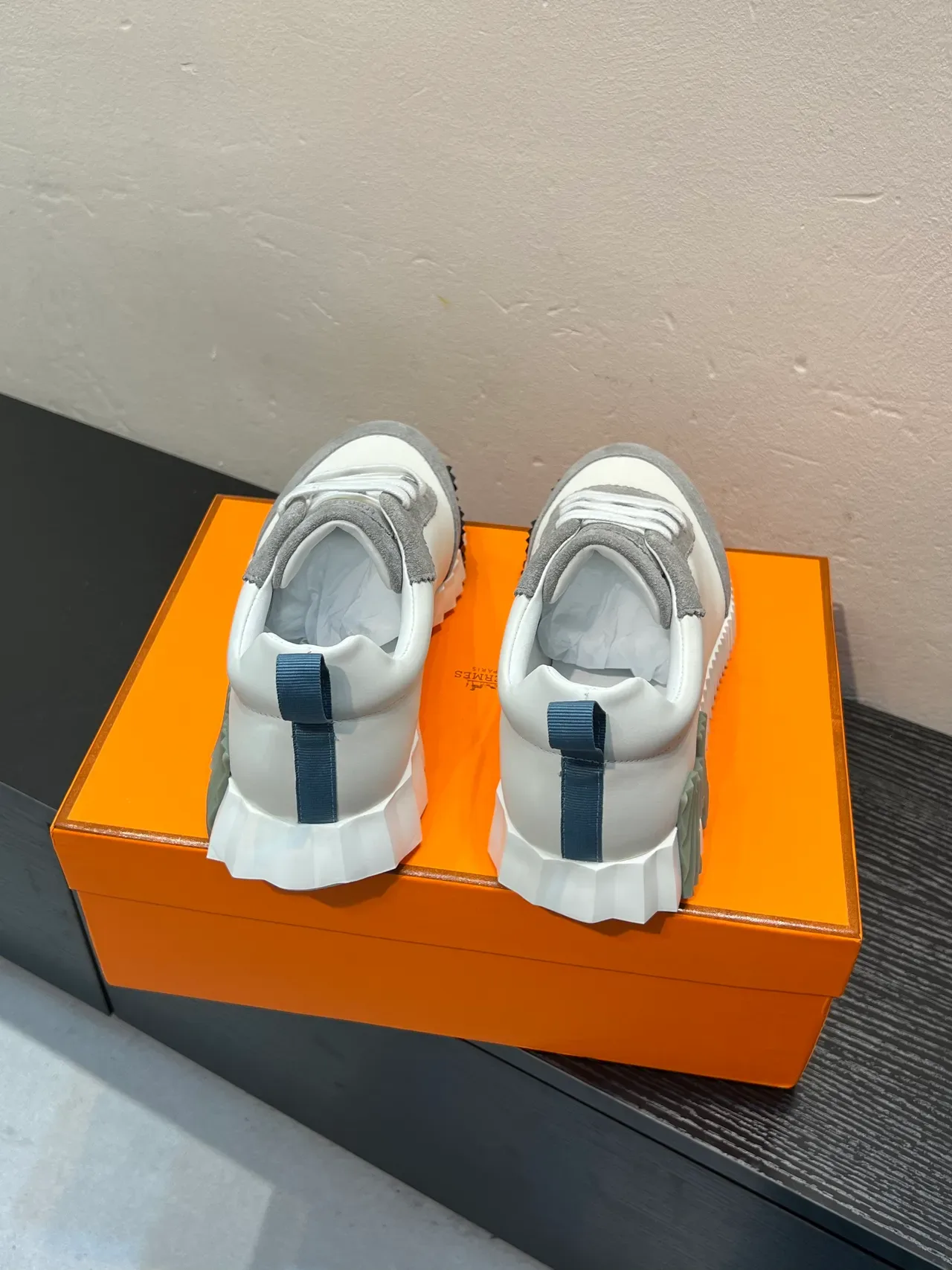 White Gray Sculpted Ridged Sole Mixed Leather And Suede Sneakers 6