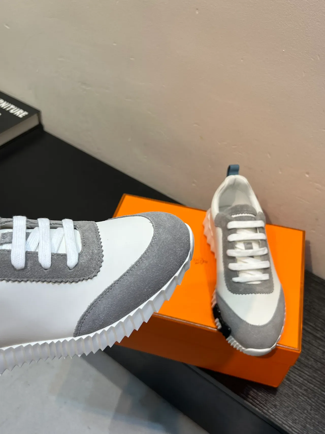 White Gray Sculpted Ridged Sole Mixed Leather And Suede Sneakers 8