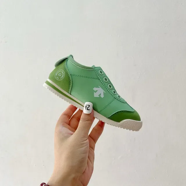 White Green Laceless Slip-On Perforated Strap Closure Lifestyle Sneakers 14