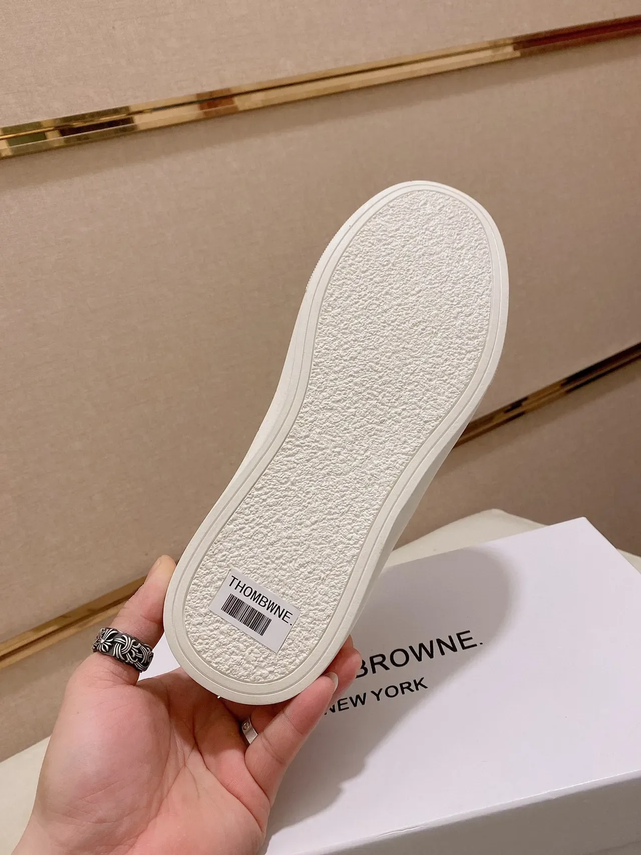 White Multicolor Pebbled Leather Upper Flat Cupsole Sneakers 2