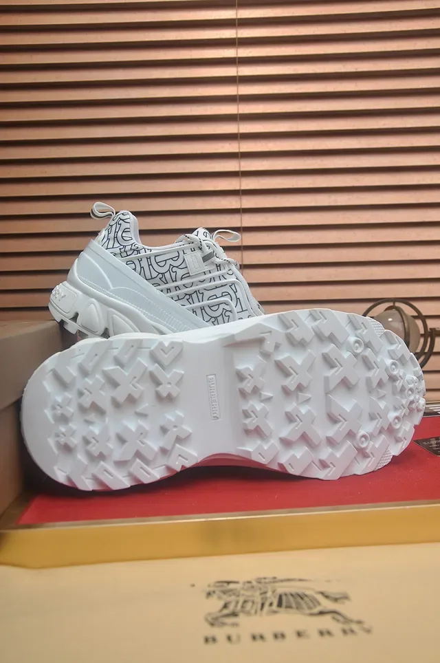 White Patterned Chunky Sole Lifestyle Sneaker 3