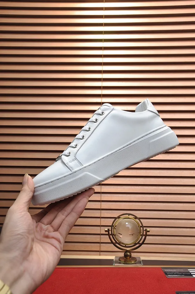 White Silver Platform Sole Smooth Upper Sneakers 6