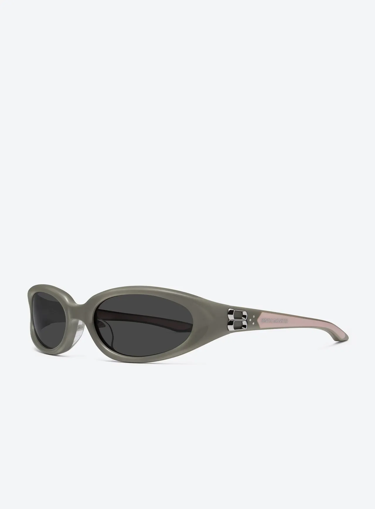 Gentle Monster Lunettes de Soleil Sculpturales Ovales Translucides Grises Dégradé 8