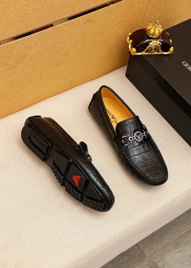 Giorgio Armani Black Beige Crocodile-Embossed Leather Metal Eagle-Buckle Hardware Loafer 6