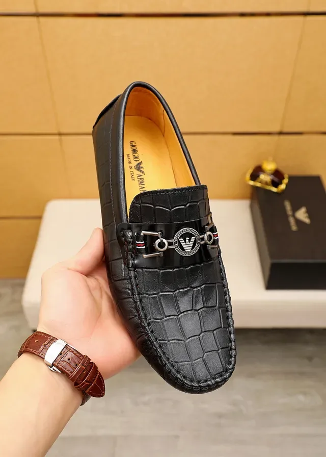 Giorgio Armani Black Beige Crocodile-Embossed Leather Metal Eagle-Buckle Hardware Loafer 8