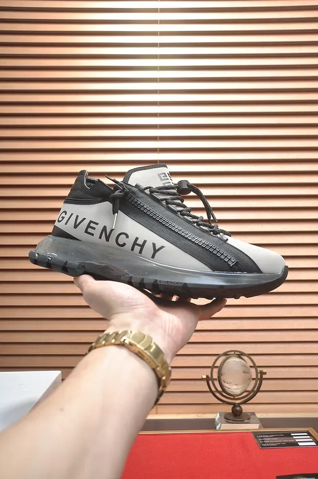Givenchy City Sport Off-White et Noir Chaussures Lifestyle 2
