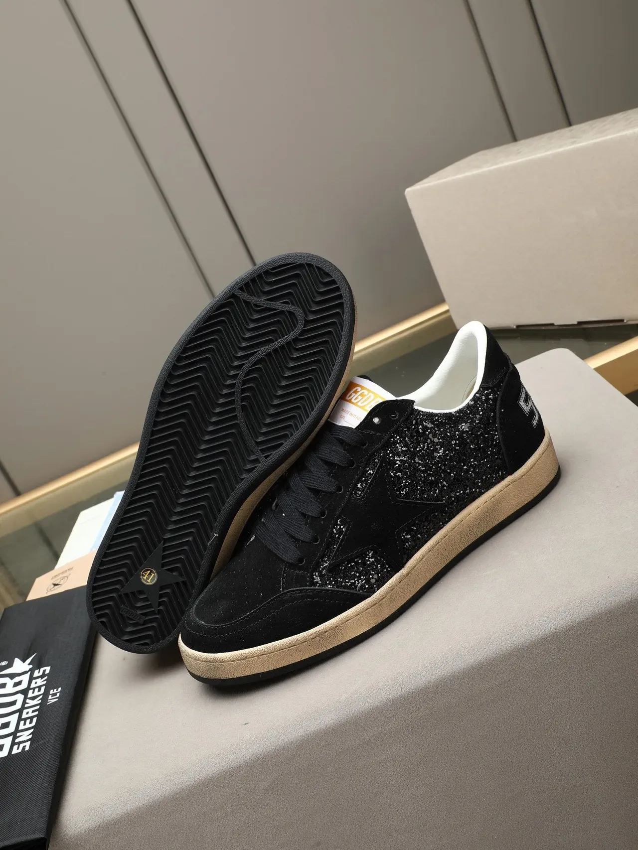 Golden Goose Ball Star Preto Bege Camurça Prata Brilho Camada Tênis Lifestyle 4
