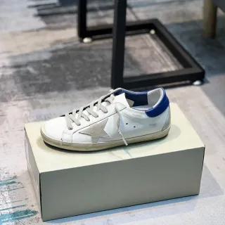 Golden Goose Super-Star 白色蓝色 磨损皮革 金属贴花 生活方式运动鞋