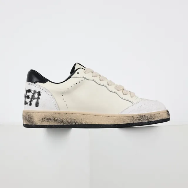 Golden Goose Superstar Off-White cuir usé sneakers lifestyle 7