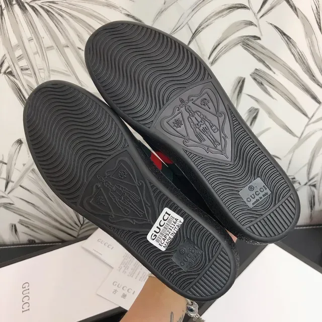 Gucci Ace Black Gold Logo Red Green Web Lifestyle Sneakers 2