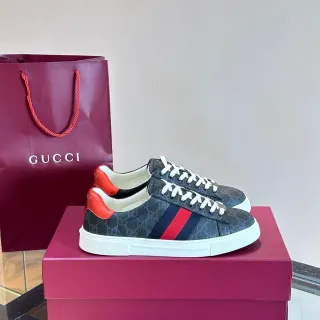 Gucci Ace GG Monogram Web Stripe أسلوب حياة أحذية رياضية