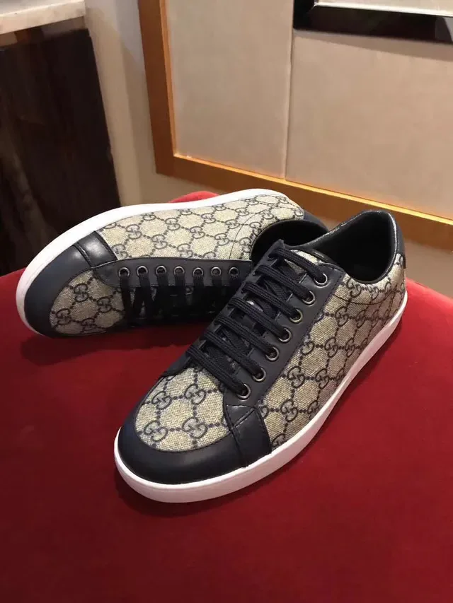 Gucci Ace GG Supreme Beige and Navy Lifestyle Sneakers 8