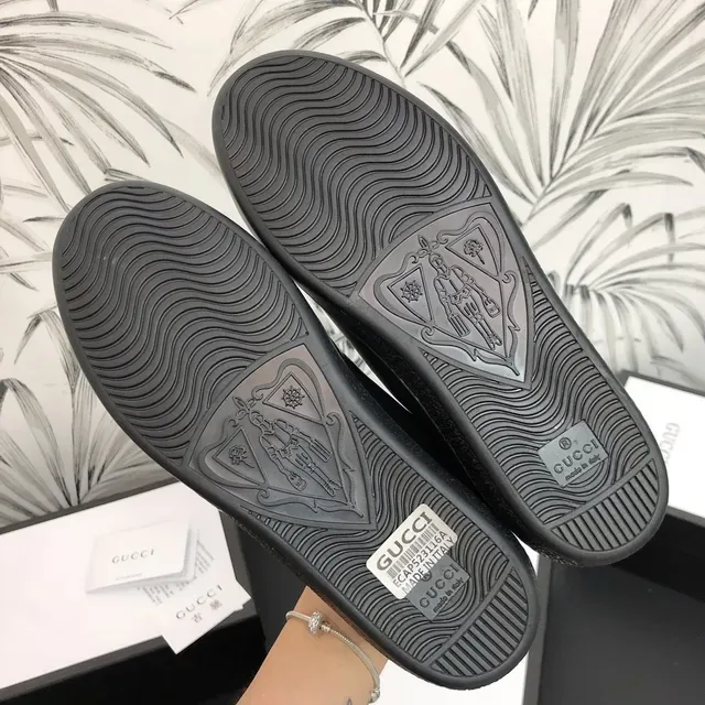 Gucci Ace New York Yankees Black White Red Lifestyle Sneakers 3