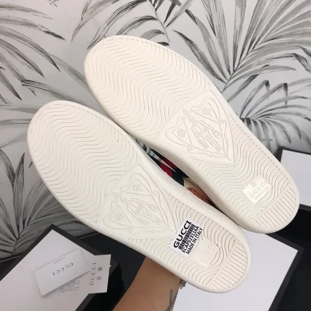 Gucci Ace Strawberry Print Lifestyle Sneakers 2