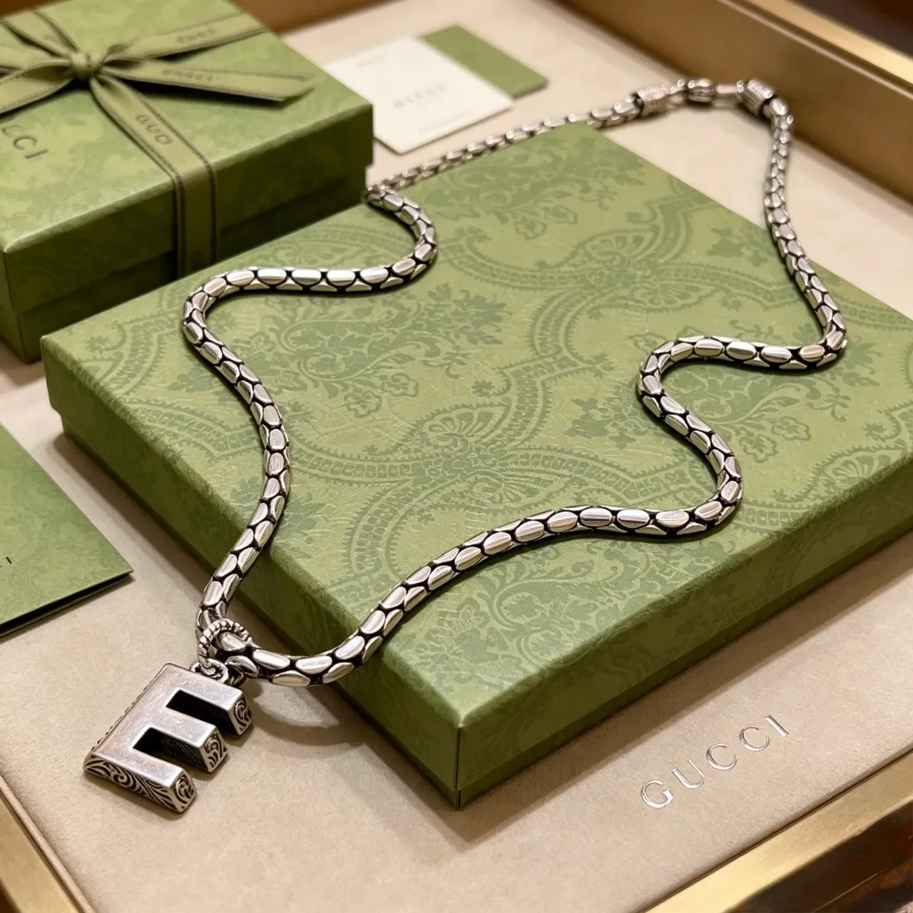Gucci Alphabet Collection Silver Braided-Link Letter E Necklace 6