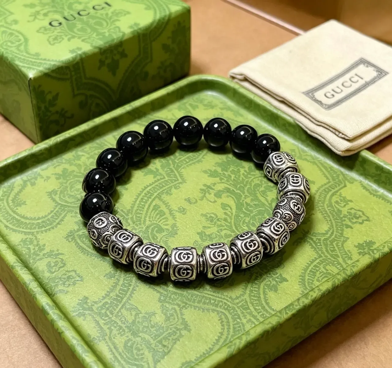 Gucci Beaded Interlocking G Motif Black and Silver Bracelet 5