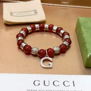Gucci Beaded Red Agate and Silver-Tone Interlocking G Pendant Bracelet