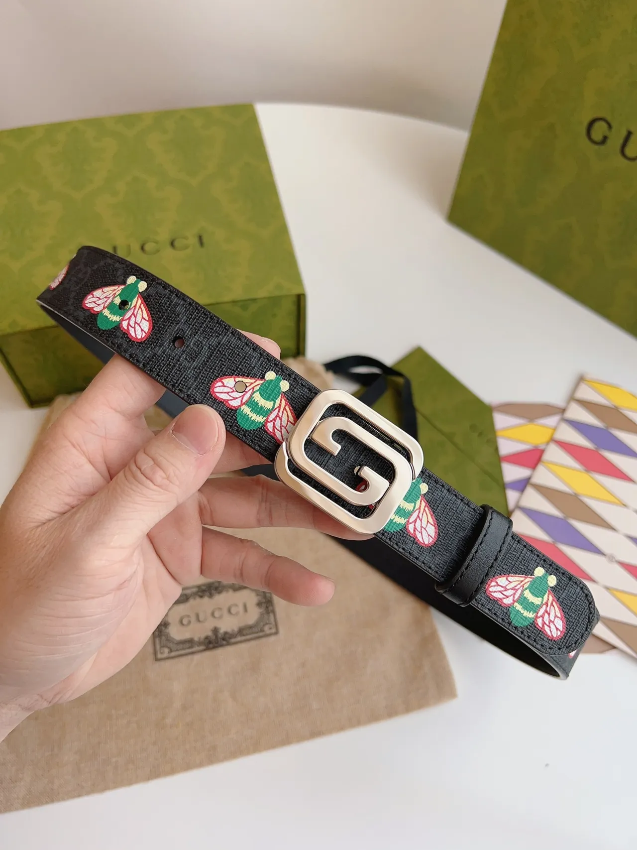 Gucci Bee Motif Interlocking G Buckle Leather Belt 2