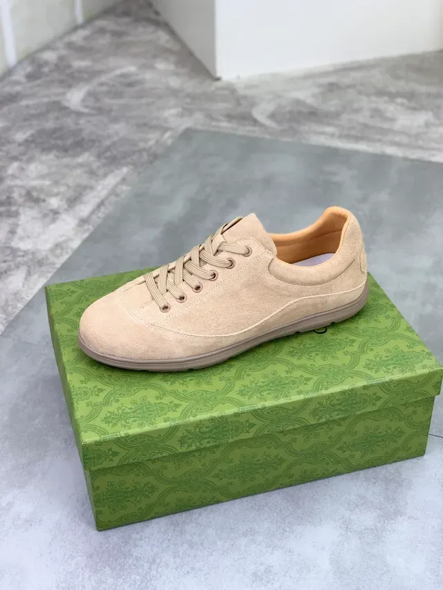 Gucci Beige Suede Low-Top Lace-Up Lifestyle Sneakers 5