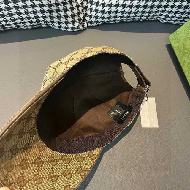 Gucci Preto Bege GG Monograma Lona Circular Bordado Logo Patch Boné de beisebol 8