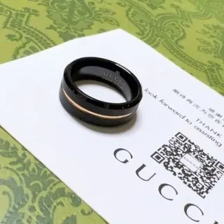 Gucci Black Gold Ceramic Thin Stripe Ring