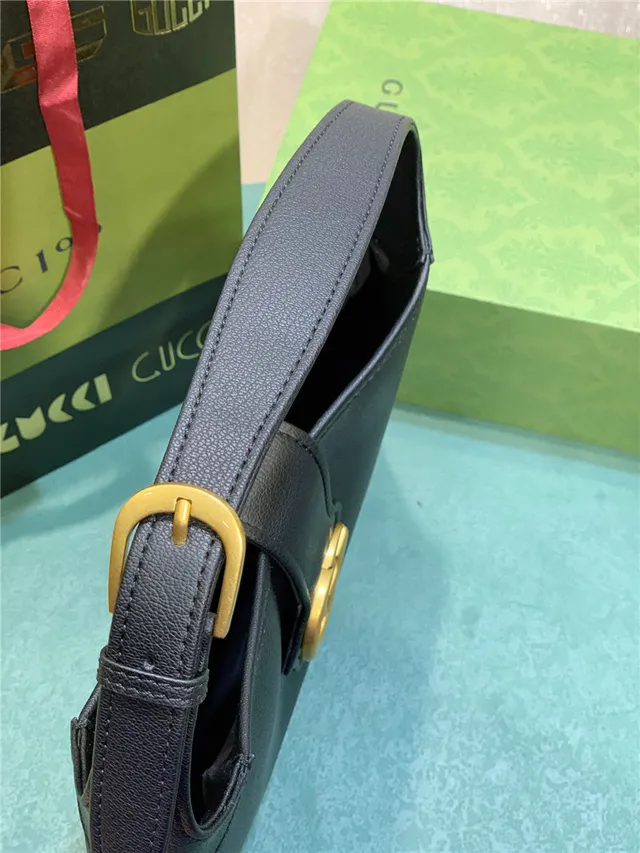 Gucci Black Gold Textured Leather Interlocking GG Hardware Handbag 24